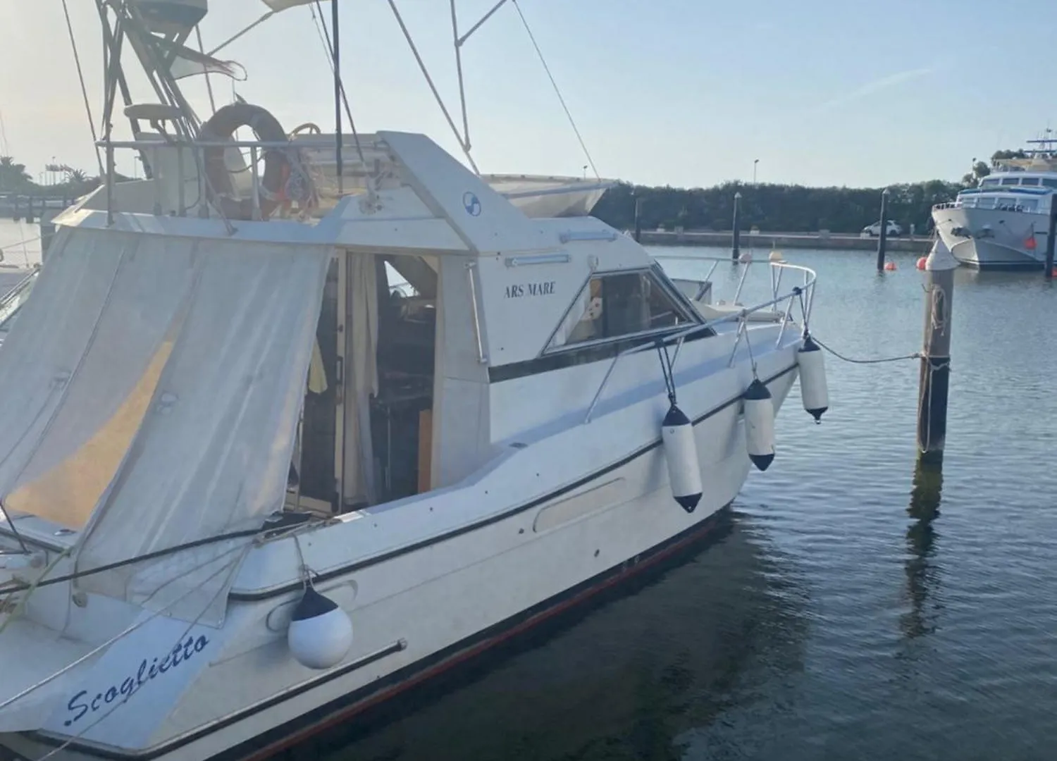 Botel Scoglietto Fiumicino, Aperitivo E Colazione Incluse - Bici Comprese Nel Prezzo- Barca A Motore